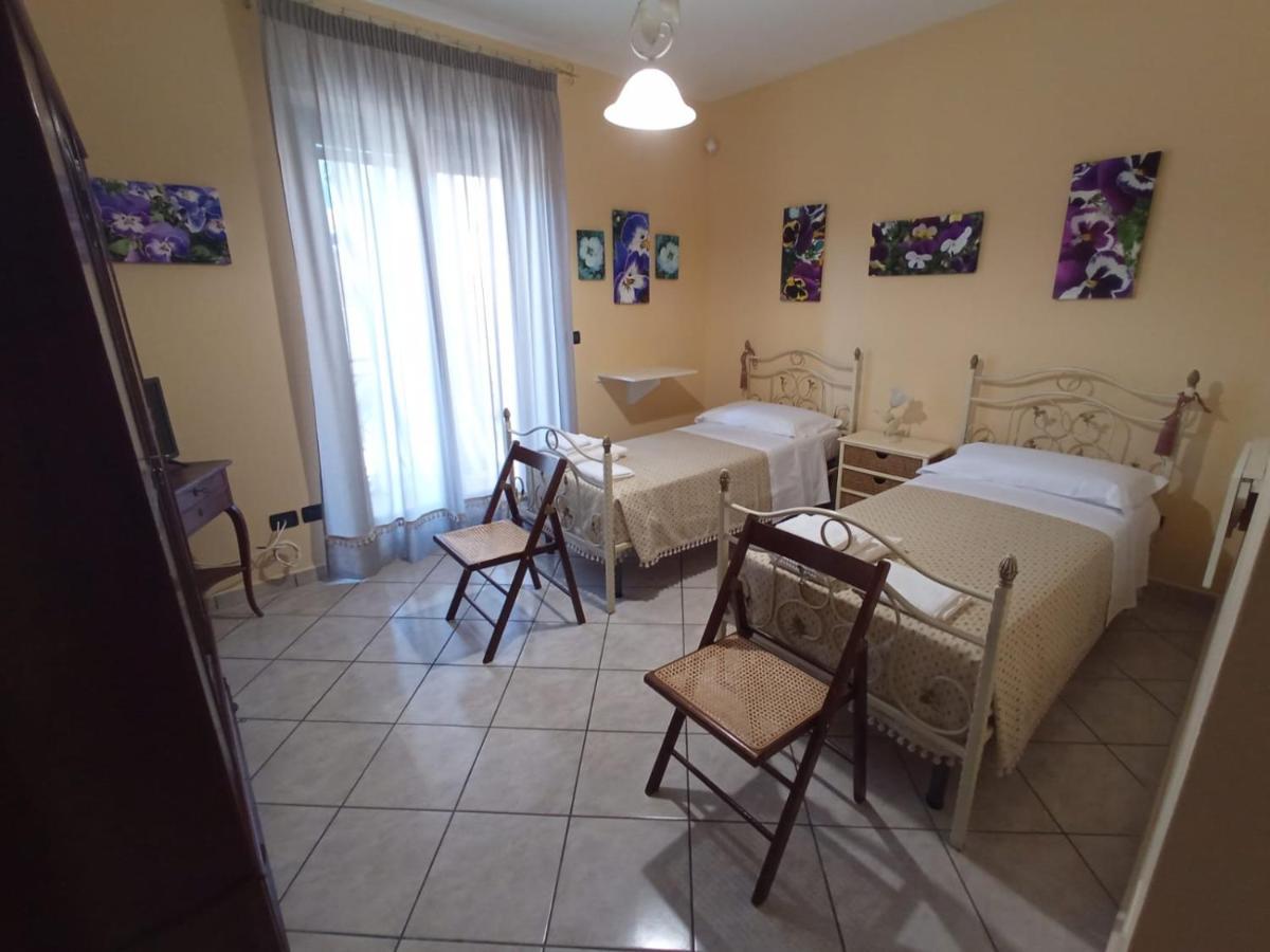 I Fiori Di Amina Apartment Pietramelara Екстериор снимка